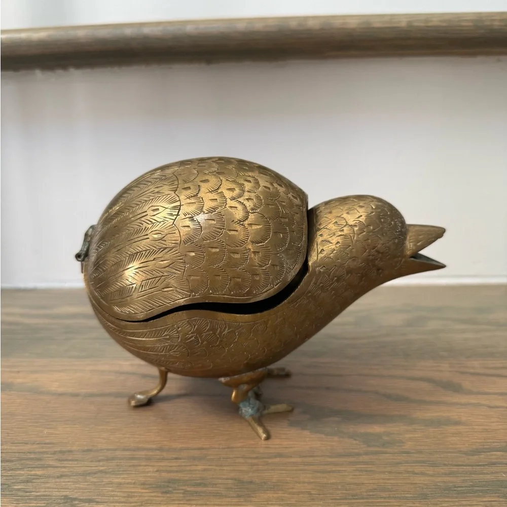 Vintage made in India brass peacock hinged trinket /ashtray